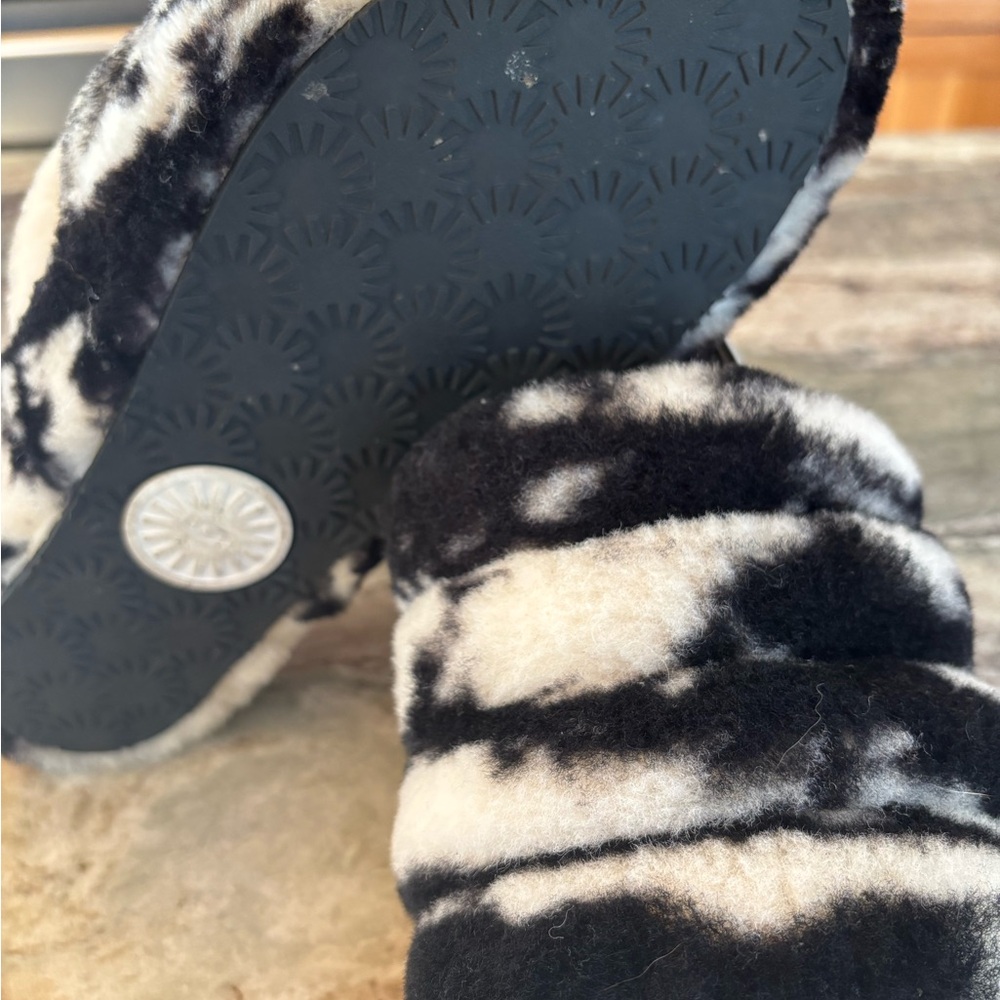 UGG Fluff Yeah Slide Zebra - Picture 4 of 7